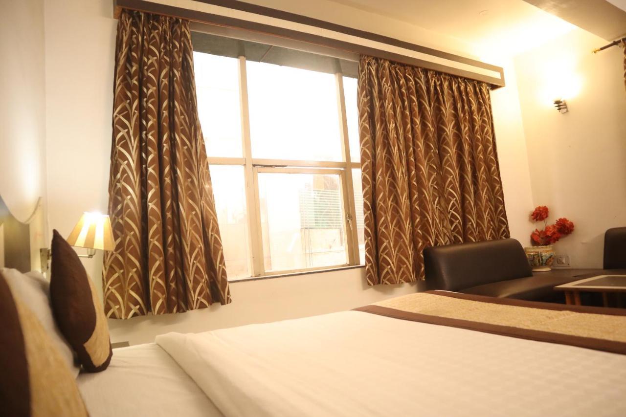 Hotel India International Νέο Δελχί Εξωτερικό φωτογραφία