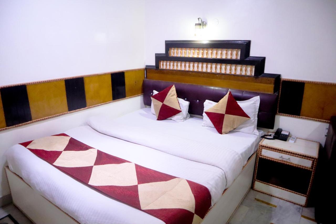 Hotel India International Νέο Δελχί Εξωτερικό φωτογραφία