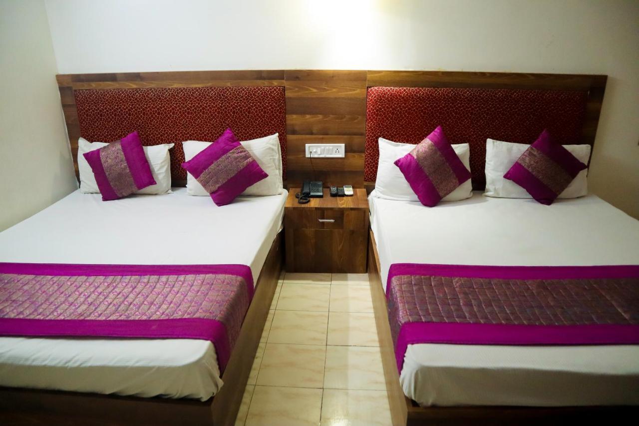 Hotel India International Νέο Δελχί Εξωτερικό φωτογραφία