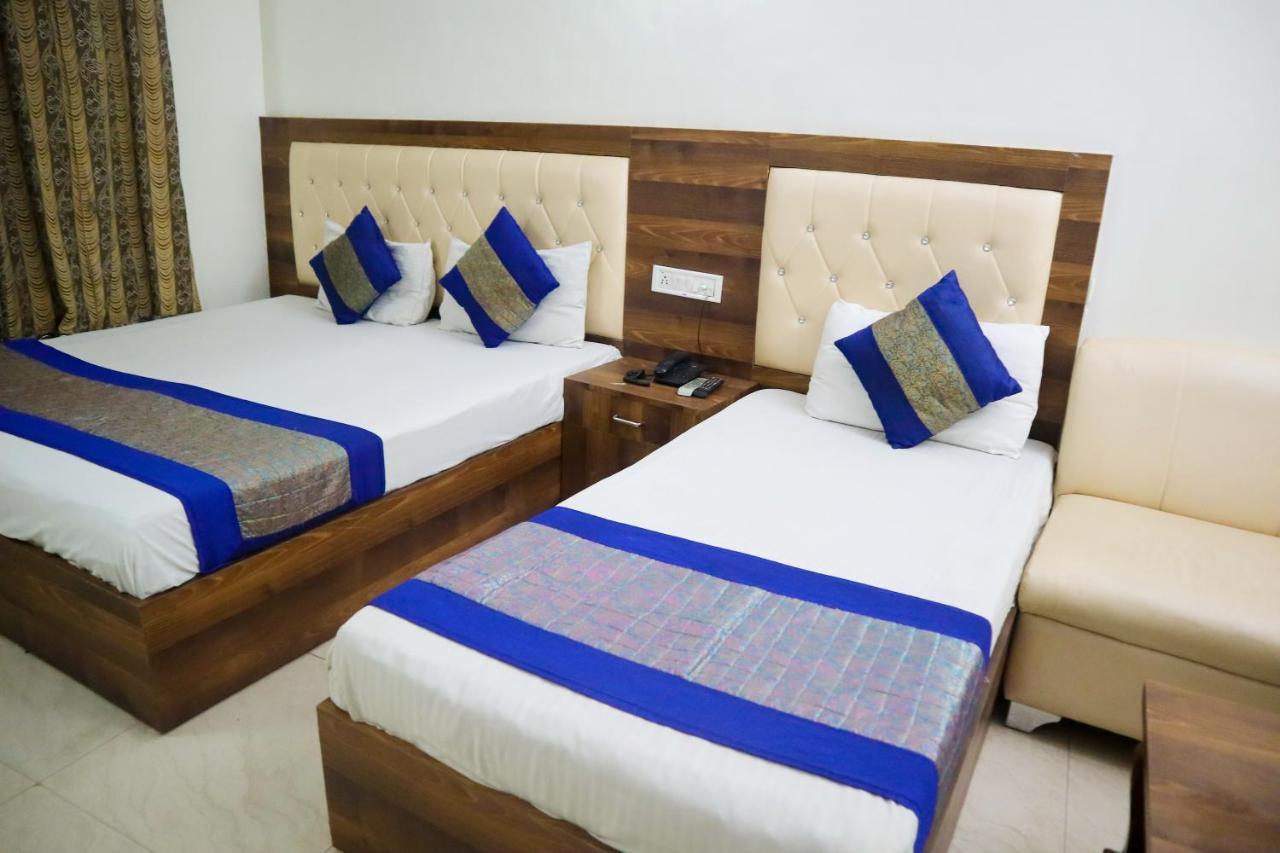 Hotel India International Νέο Δελχί Εξωτερικό φωτογραφία