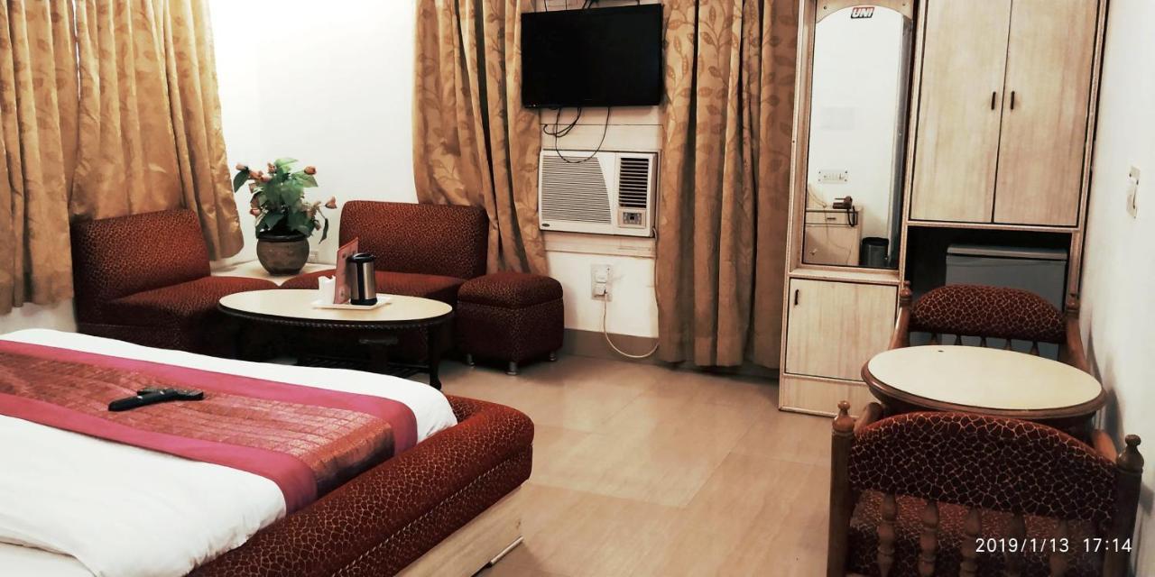 Hotel India International Νέο Δελχί Εξωτερικό φωτογραφία